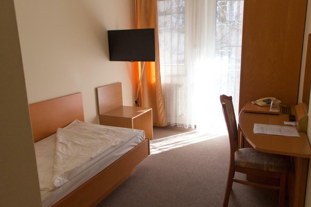 Bella Hotel Szeged Exterior photo